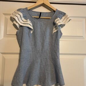 Yoyo 5 women’s top. Size small